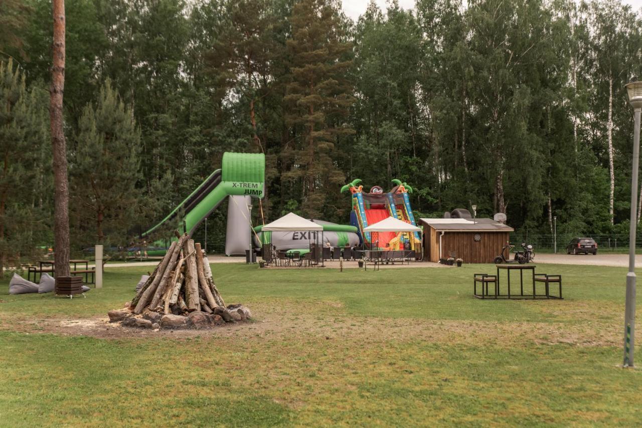 Camping & Camper Place Pasvalys Ngoại thất bức ảnh